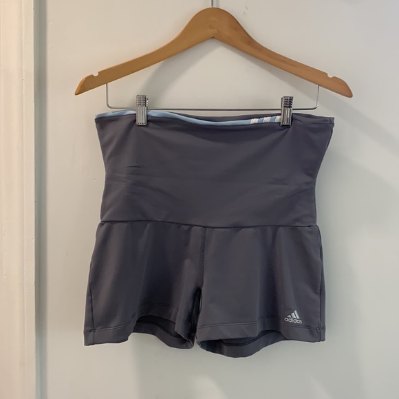 Adidas Workout Grey High Waisted Shorts. Size Medium. - Picture 4 of 9